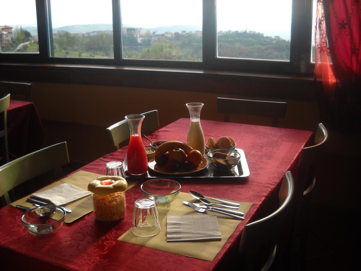 B&B L'Arcobaleno Palombaro Екстер'єр фото