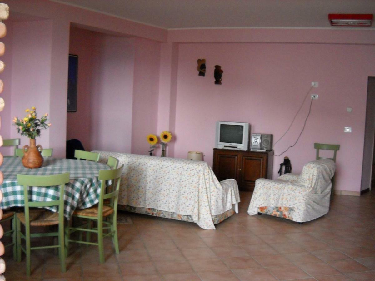 B&B L'Arcobaleno Palombaro Екстер'єр фото